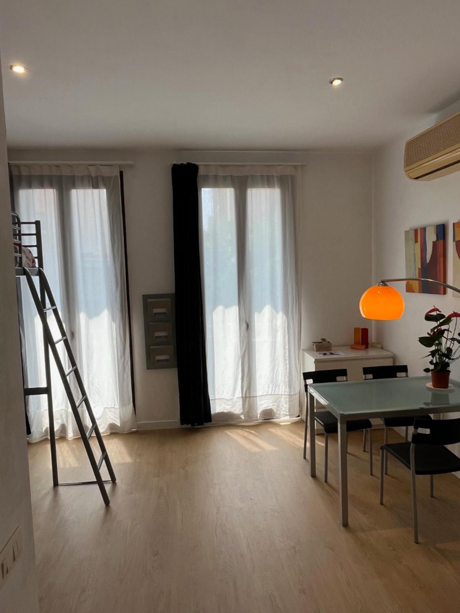 Studio By Sants Market Barcelone Extérieur photo